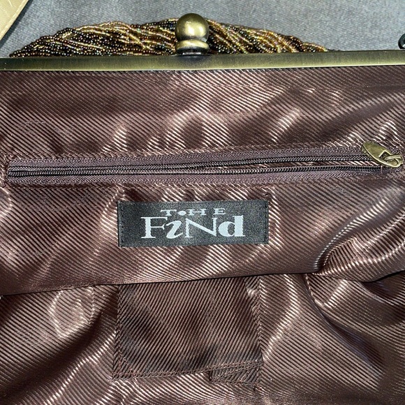 Vintage The FIND Purse/Handbag. Beads & Sequins. In pristine condition. - Picture 3 of 8